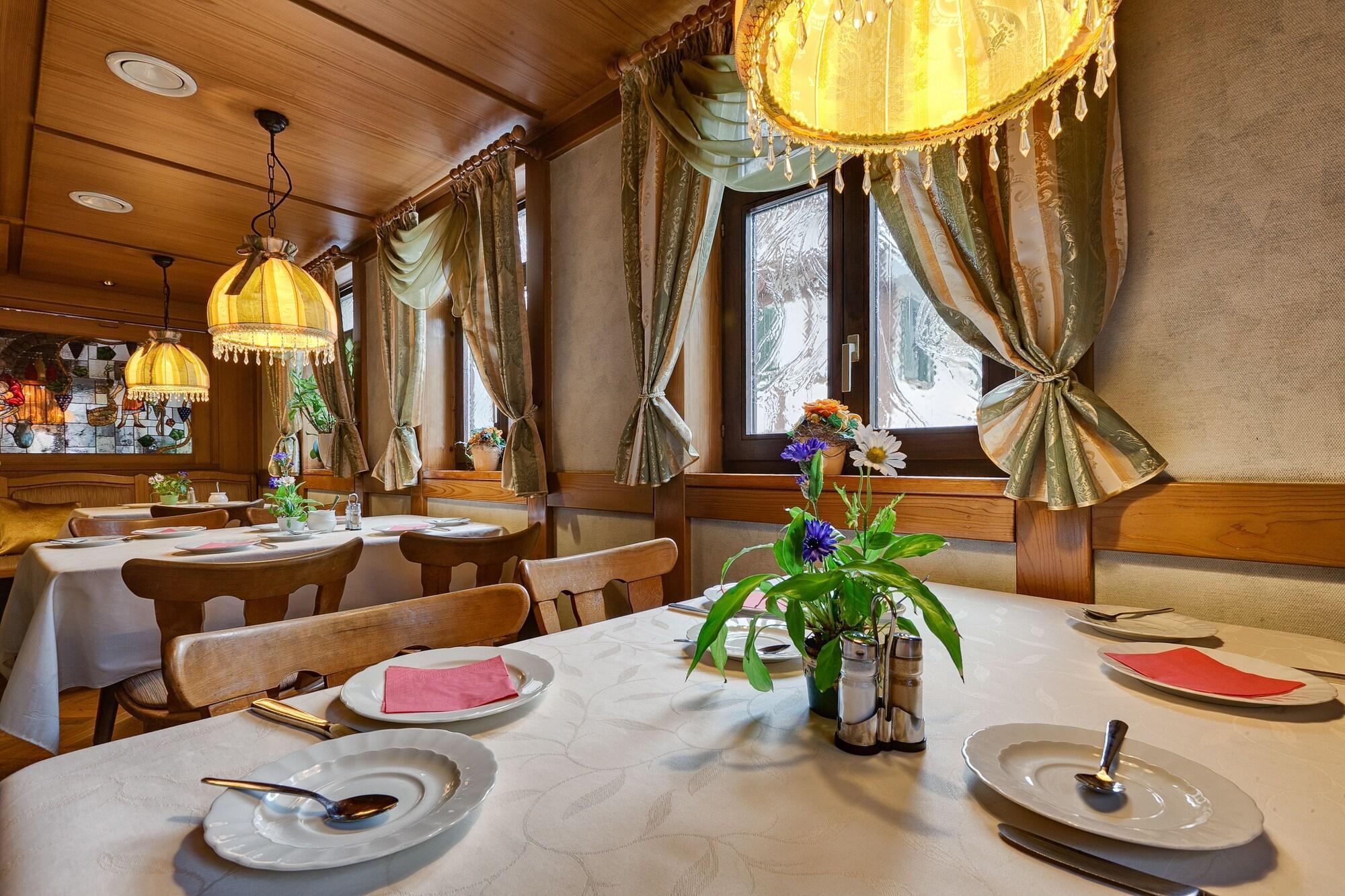 Hotel Lamm レムスハルデン エクステリア 写真